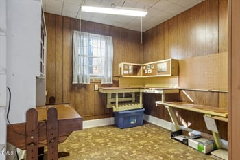 8613 Lakewood Dr, Raleigh, NC 27613