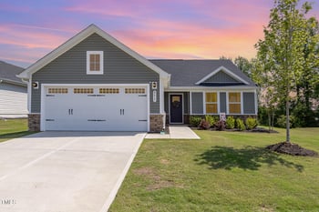 8615 Kenridge Ln, Fuquay Varina, NC 27526