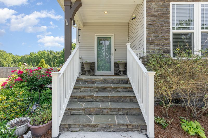 8616 Deep Elm Dr, Wake Forest, NC 27587