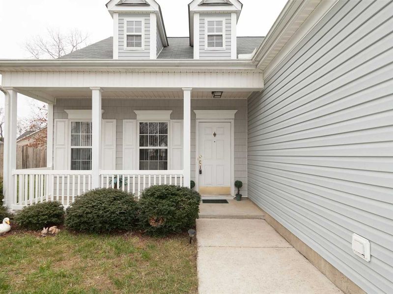 8616 Neuse Hunter Dr, Raleigh, NC 27616