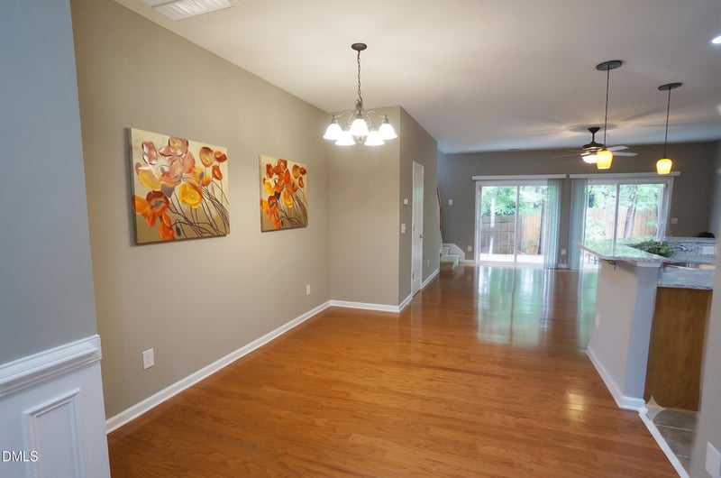8616 Redcrest Pl, Raleigh, NC 27617