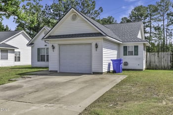 862 Nighthawk Pl, Fayetteville, NC 28314