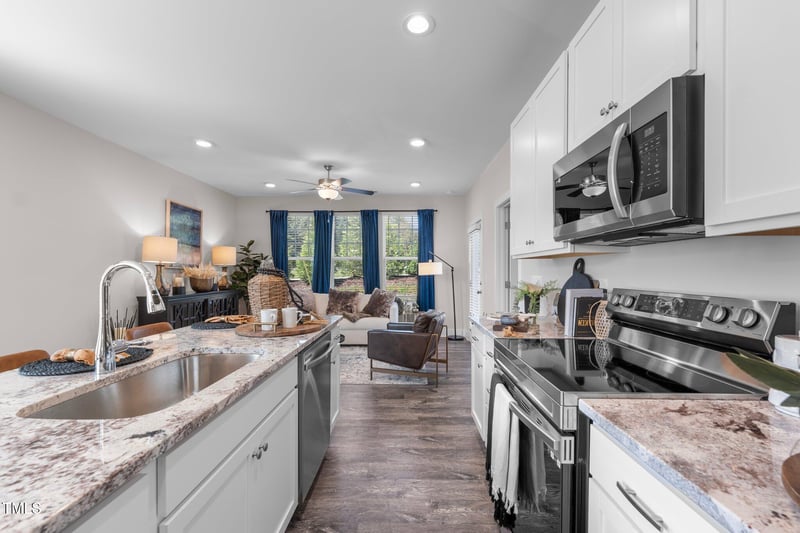 862 Pryor St, Mebane, NC 27302