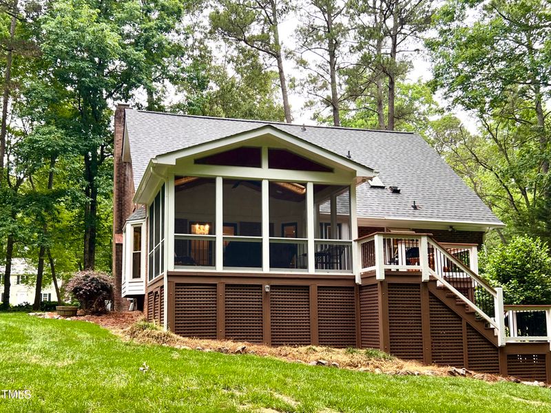 8620 Brookdale Dr, Raleigh, NC 27613