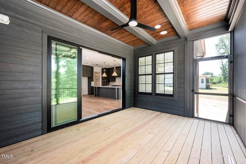 8620 Dukes Lake Rd, Zebulon, NC 27597