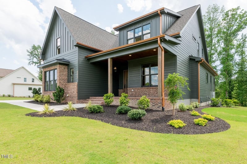 8620 Dukes Lake Rd, Zebulon, NC 27597