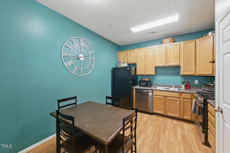8620 Neuse Club Ln #107, Raleigh, NC 27616