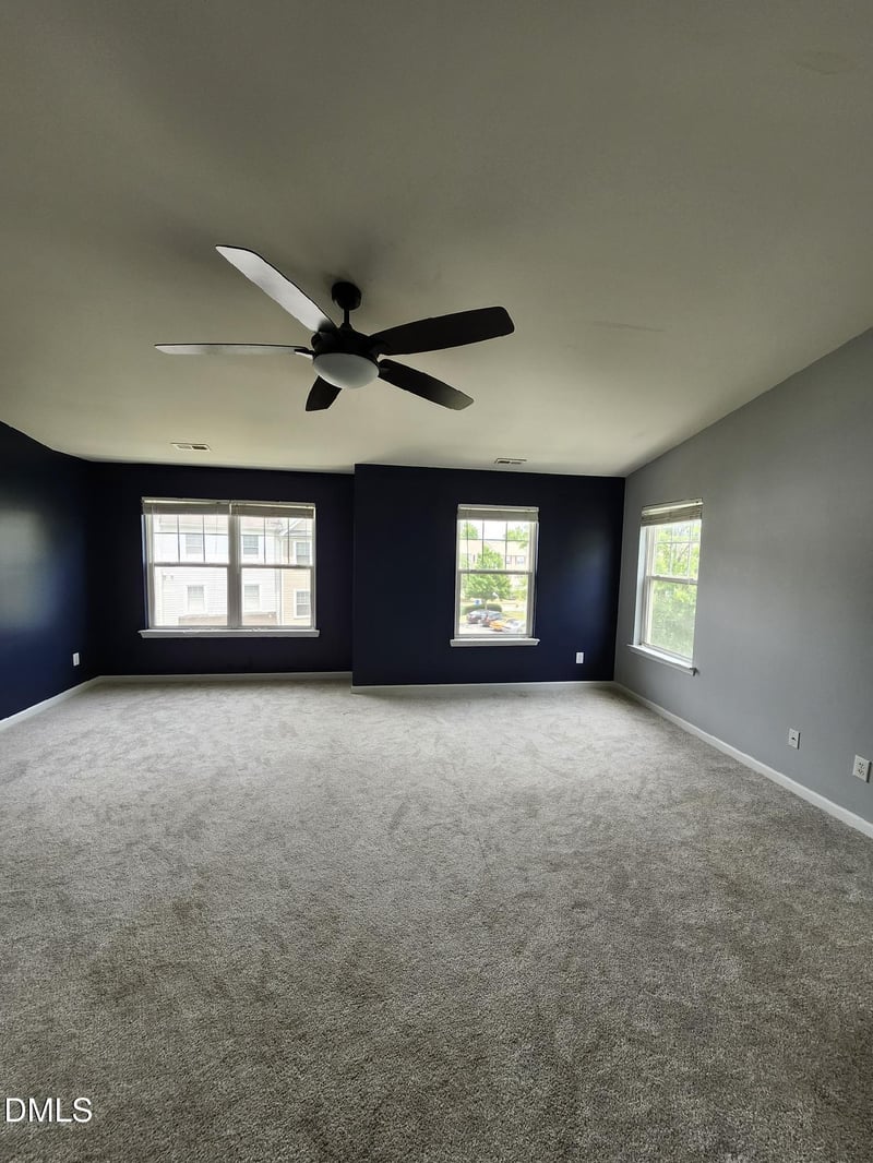 8620 Neuse Club Ln #111, Raleigh, NC 27616