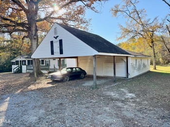 8621 Hicksboro Rd, Oxford, NC 27565