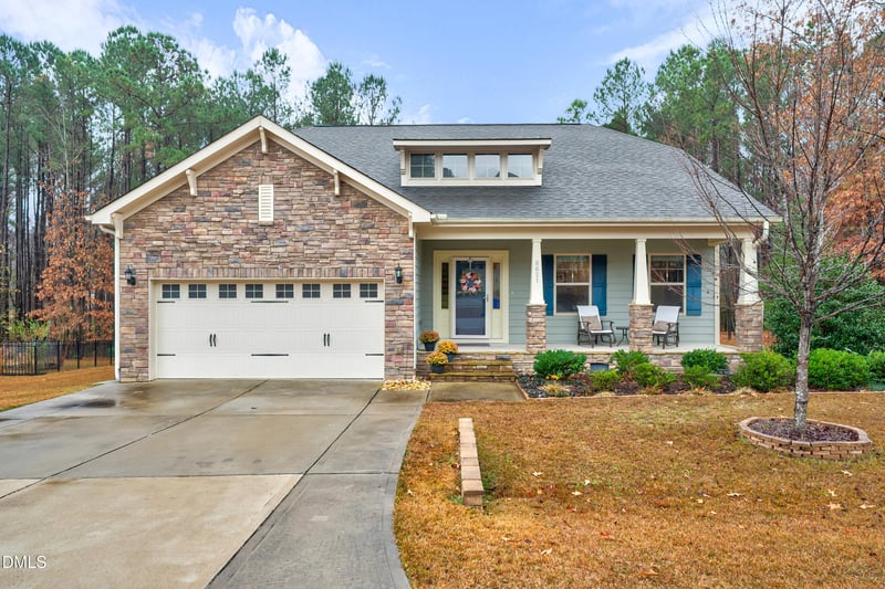 8621 Jordan Meadow Dr, Fuquay Varina, NC 27526