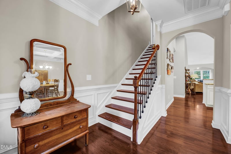 8621 Jordan Meadow Dr, Fuquay Varina, NC 27526