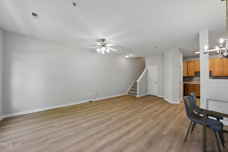 8621 Neuse Club Ln, Raleigh, NC 27616