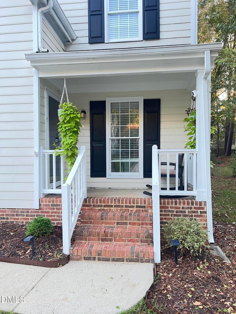8621 Swarthmore Dr, Raleigh, NC 27615