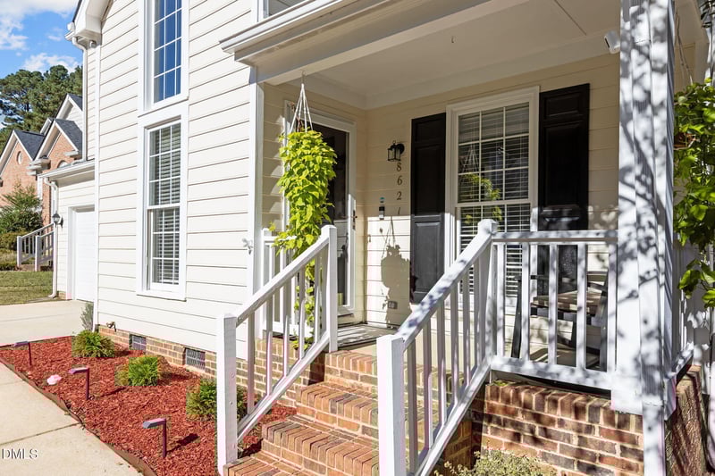 8621 Swarthmore Dr, Raleigh, NC 27615