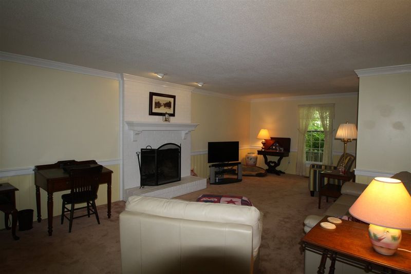 8624 Langtree Ln, Raleigh, NC 27613