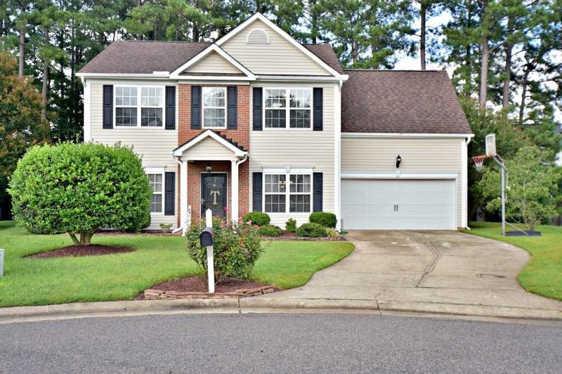 8628 Neuse Stone Dr, Raleigh, NC 27616