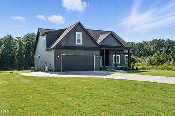 8629 Dukes Lake Rd, Zebulon, NC 27597