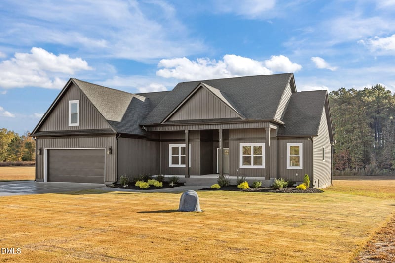 8629 Dukes Lake Rd, Zebulon, NC 27597