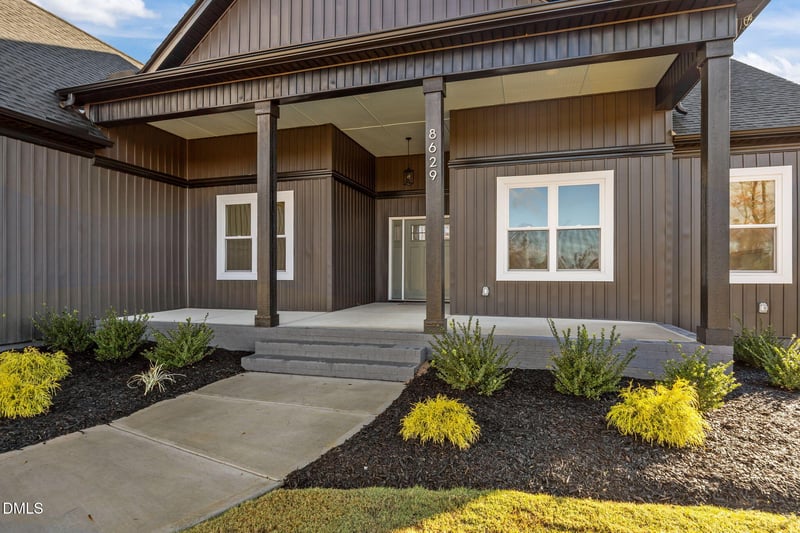 8629 Dukes Lake Rd, Zebulon, NC 27597