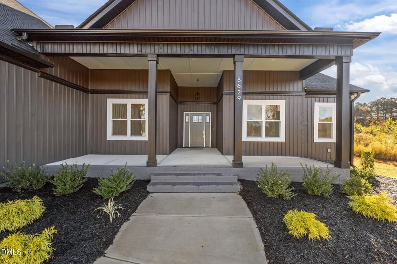 8629 Dukes Lake Rd, Zebulon, NC 27597