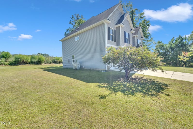 8629 Malahar Ln, Angier, NC 27501