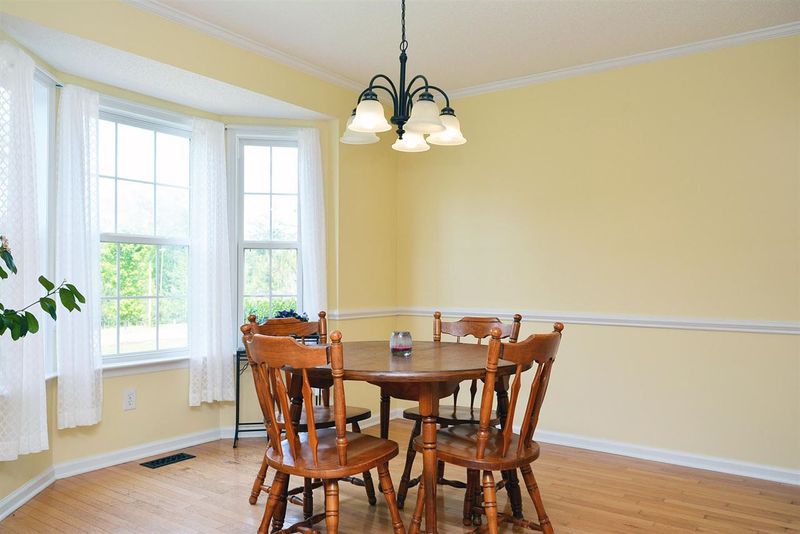 863 Sunrise Dr, Garner, NC 27529