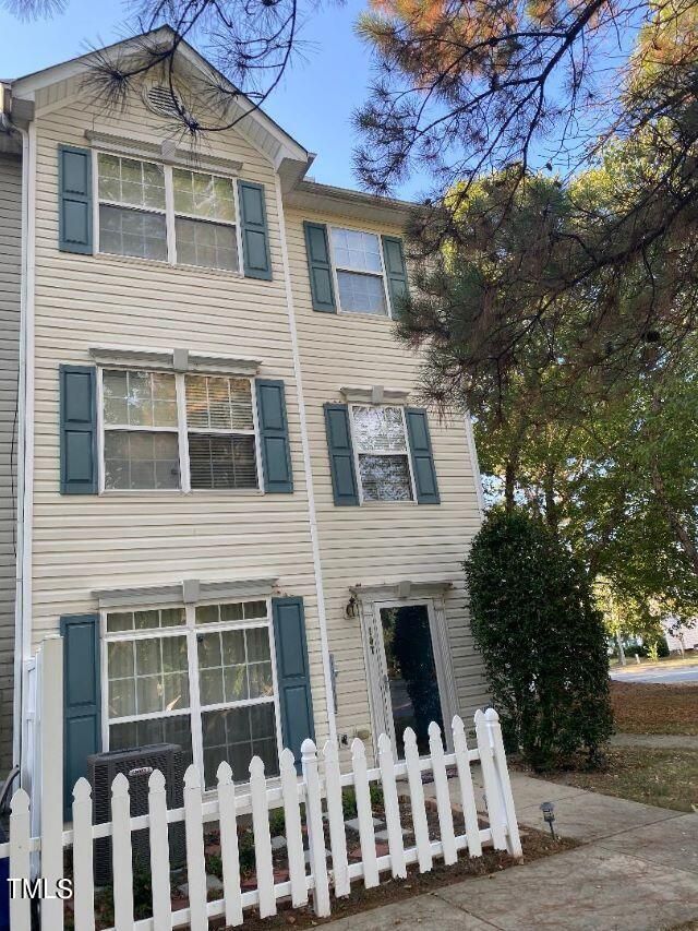 8630 Neuse Ldg #107, Raleigh, NC 27616