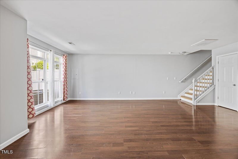 8630 Neuse Ldg, Raleigh, NC 27616