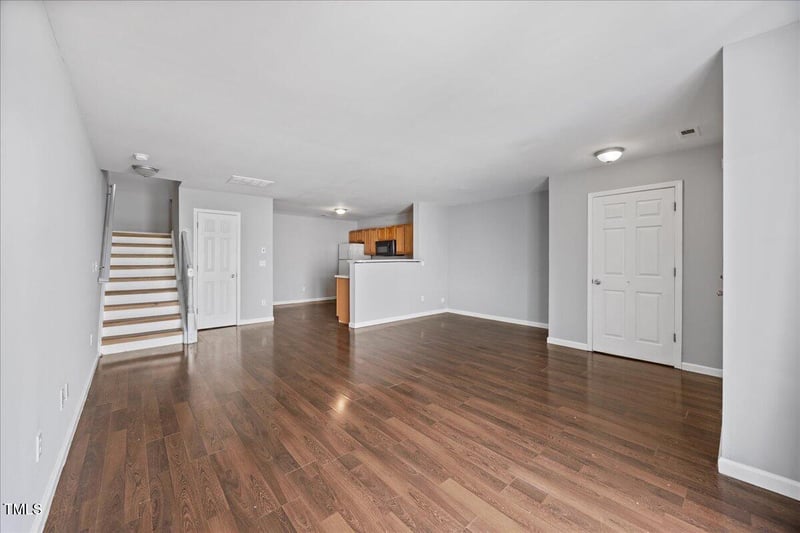 8630 Neuse Ldg, Raleigh, NC 27616