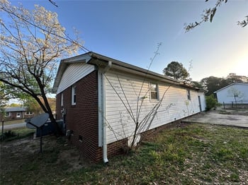 864 Durwood Dr, Fayetteville, NC 28311