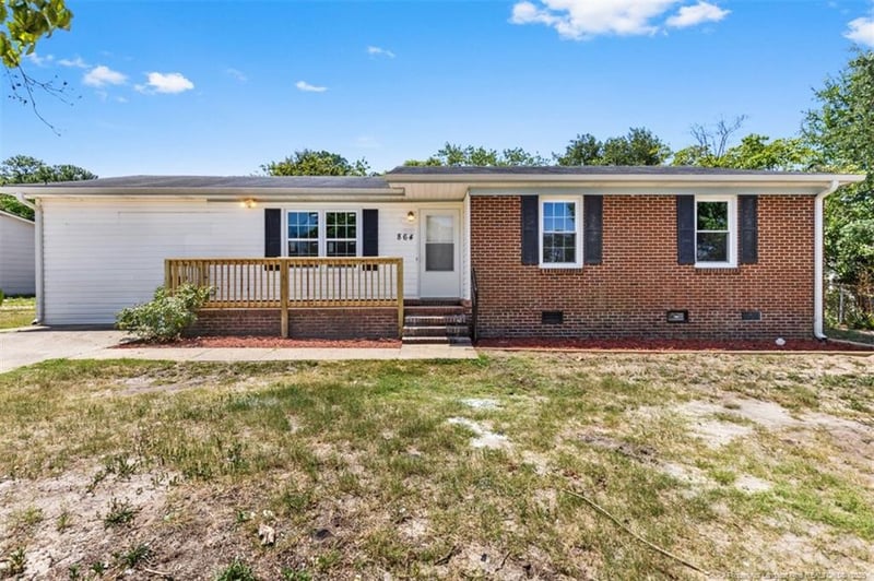 864 Durwood Dr, Fayetteville, NC 28311