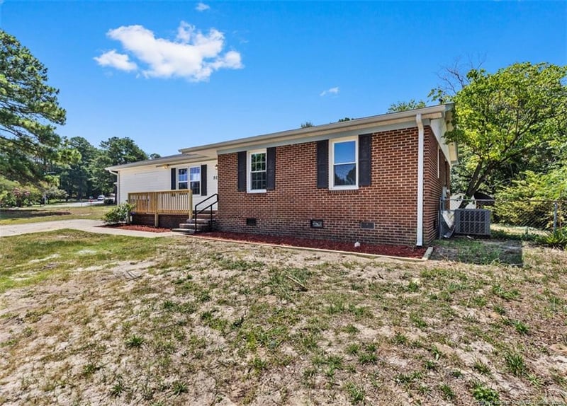 864 Durwood Dr, Fayetteville, NC 28311