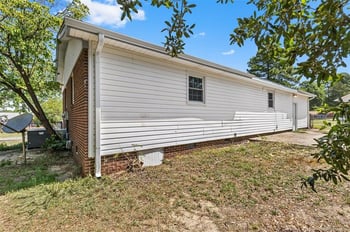 864 Durwood Dr, Fayetteville, NC 28311