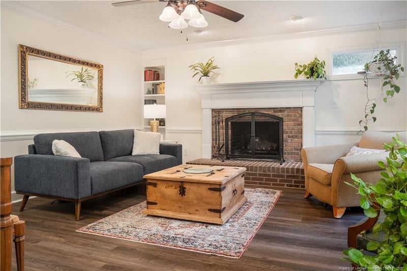 864 Hilton Dr, Fayetteville, NC 28311