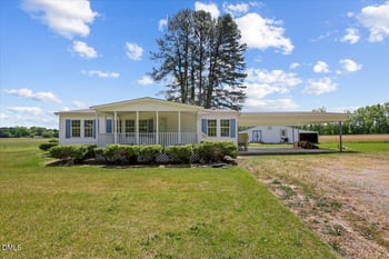 864 Old Dam Rd, Selma, NC 27576