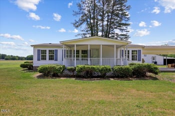 864 Old Dam Rd, Selma, NC 27576