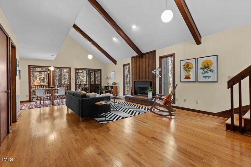 864 Shadylawn Rd, Chapel Hill, NC 27514