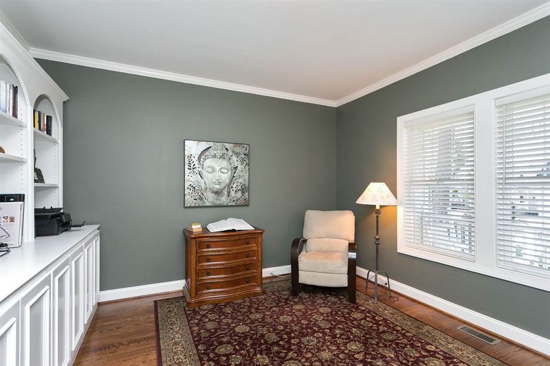 8644 Glade Hill Dr, Apex, NC 27539