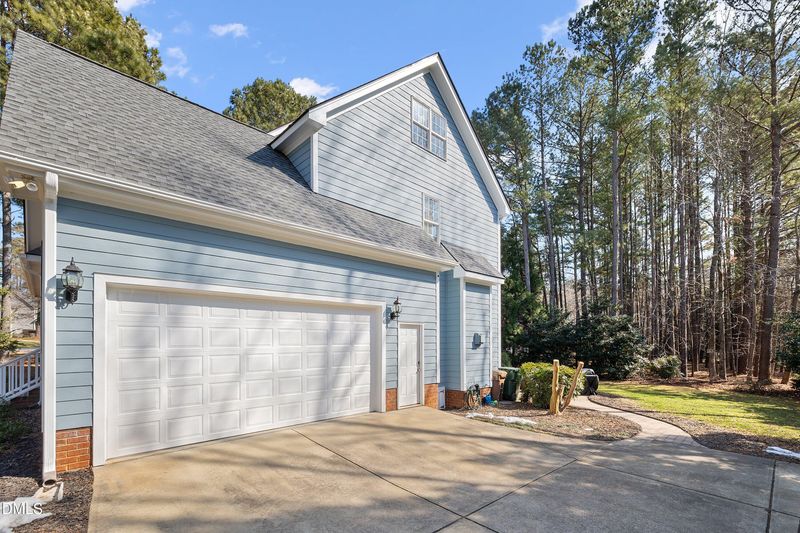 8649 Glade Hill Dr, Apex, NC 27539