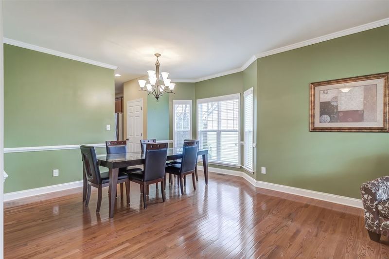865 Seastone St, Raleigh, NC 27603