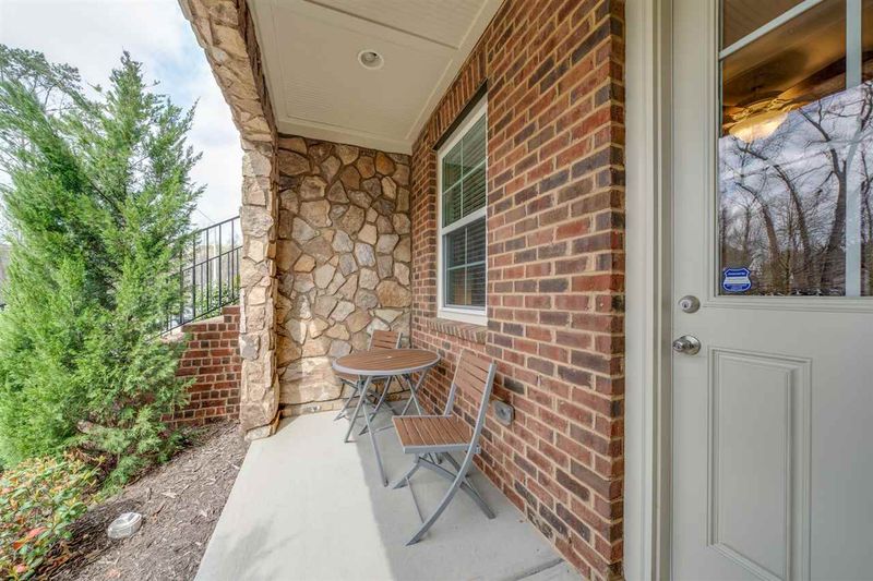 865 Wake Towne Dr, Raleigh, NC 27609