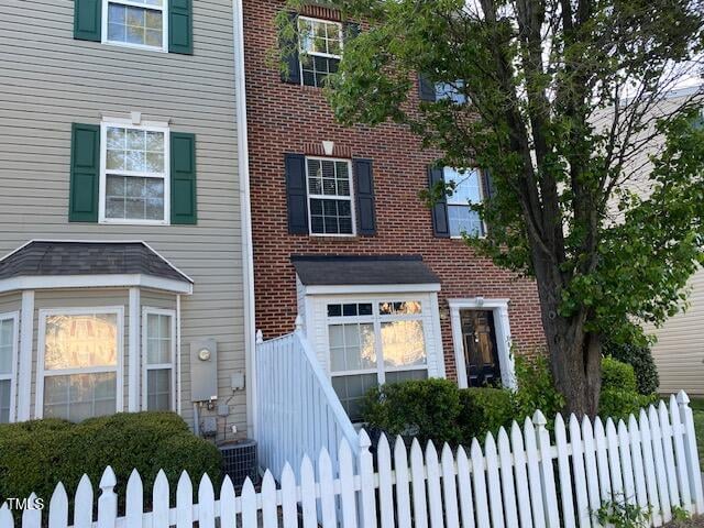 8650 Neuse Landing Ln #101, Raleigh, NC 27616