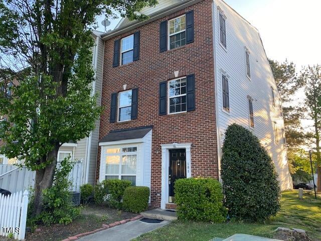 8650 Neuse Landing Ln #101, Raleigh, NC 27616