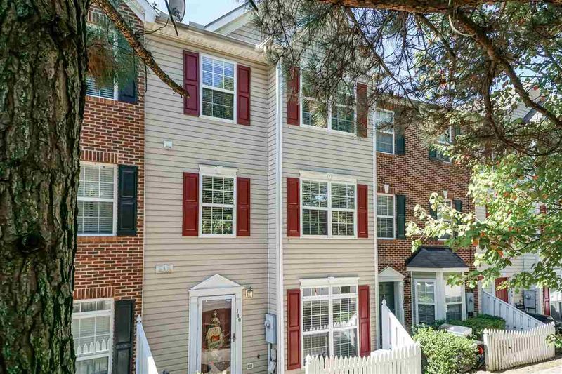8650 Neuse Landing Ln #110, Raleigh, NC 27616