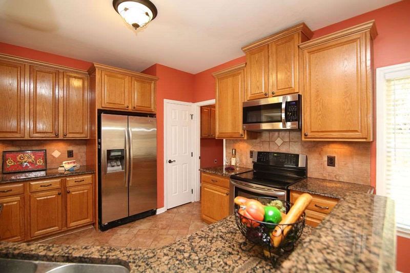 8652 Swarthmore Dr, Raleigh, NC 27615