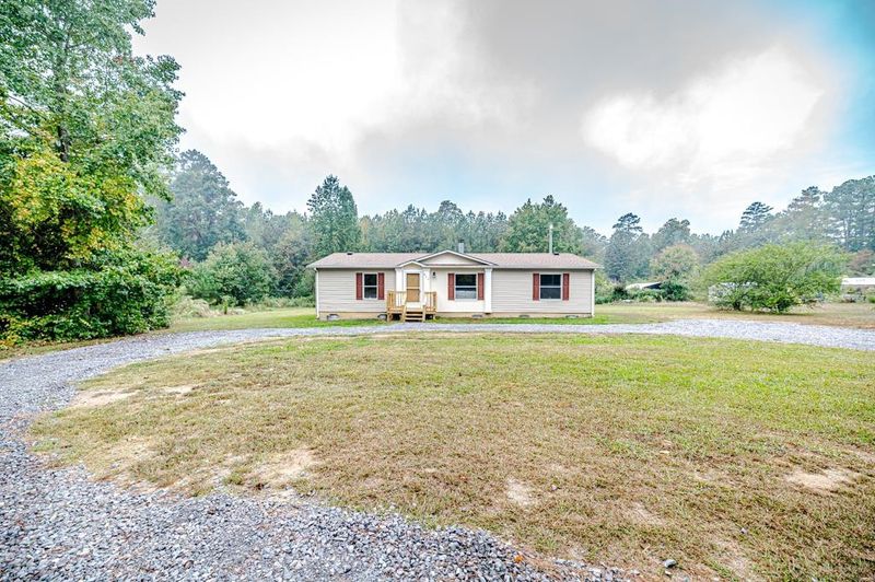 866 Clarence Mckeithen Rd, Sanford, NC 27330