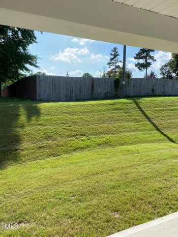 8680 Kenridge Ln, Fuquay Varina, NC 27526