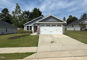 8680 Kenridge Ln, Fuquay Varina, NC 27526