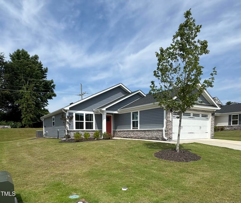 8680 Kenridge Ln, Fuquay Varina, NC 27526