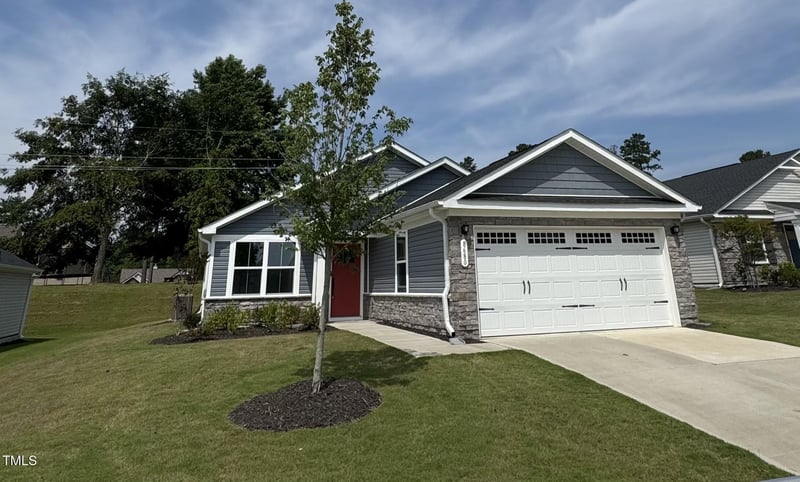 8680 Kenridge Ln, Fuquay Varina, NC 27526